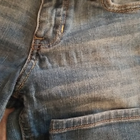 *LAST CALL* Hollister Jeans - Picture 3 of 5